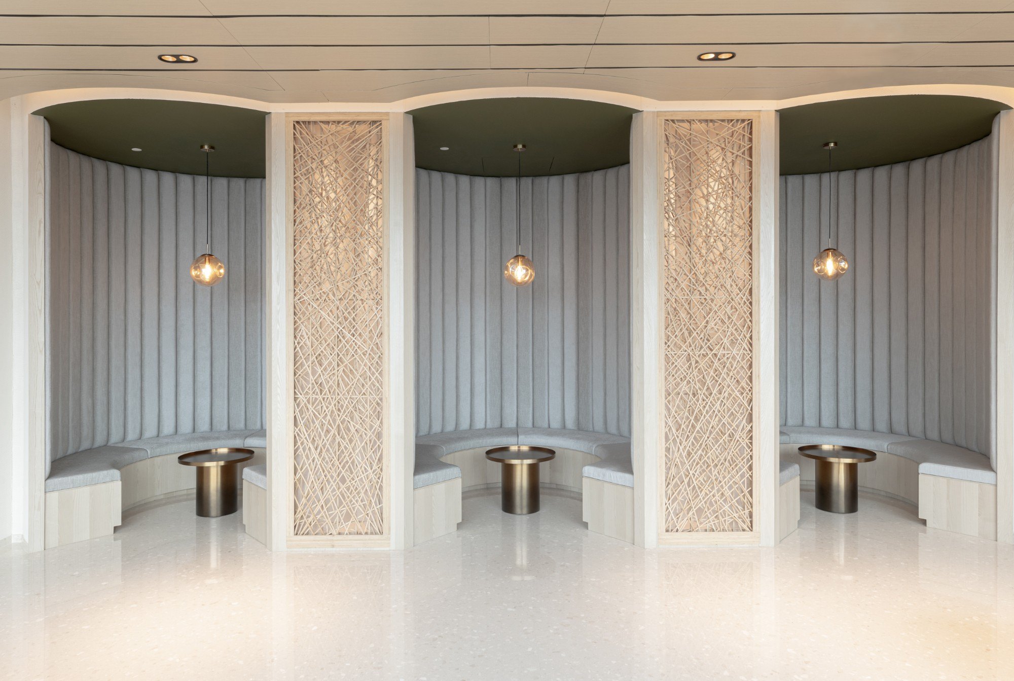 A tranquil Humansa interior